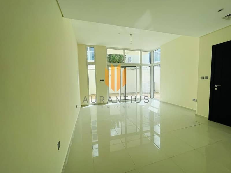 Corner | 3BR+Maid Room | Back-to-back Corner | 3BR+Maid Room | Back-to-back
