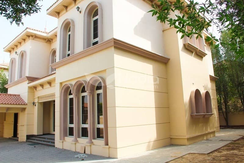 Beautiful 6 Bedrooms Villa for Rent in Al Safa 1