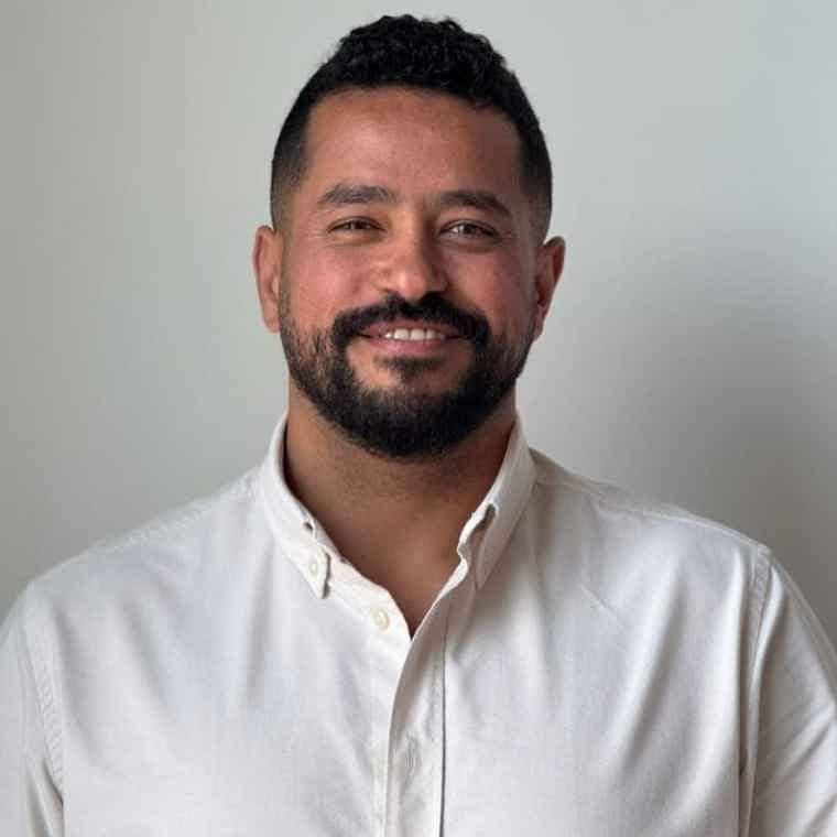 Ishak Hakim