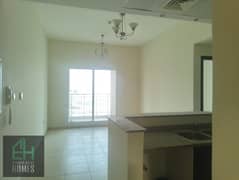 فرصة استثمارية | مشرقة وواسعة | موقع متميز