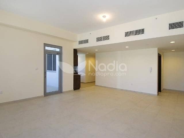 Huge 1BR + Store | Executive Tower B | Business Bay