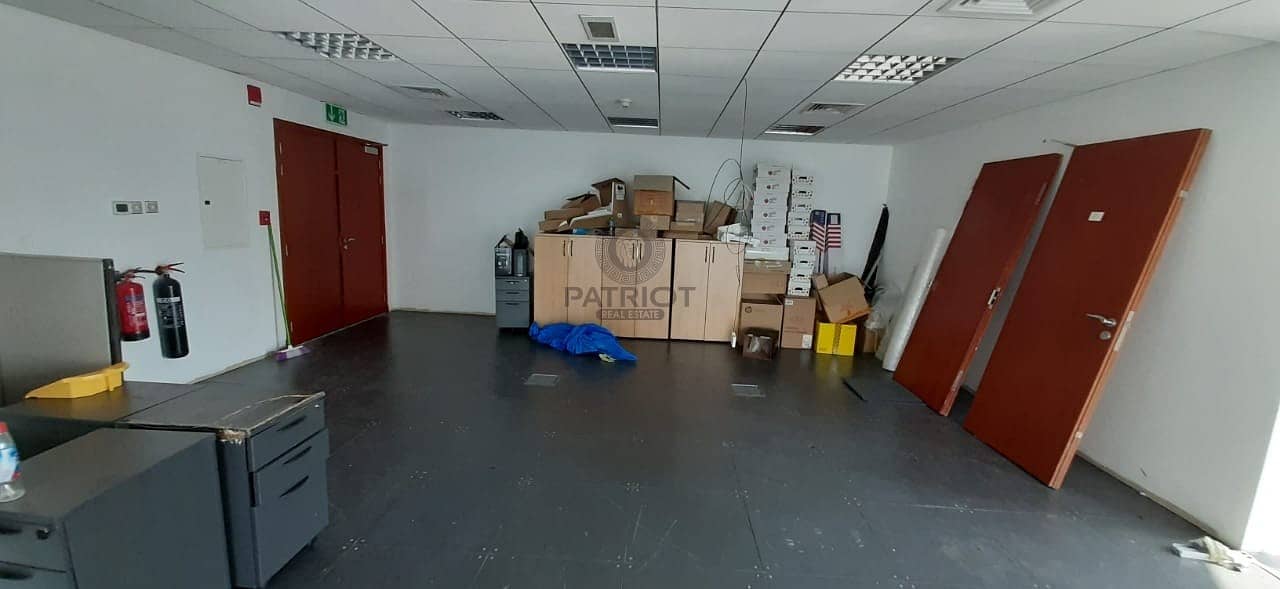 Spacious Fully Fitted Offices Ready to Move in Available in DIFC Spacious Fully Fitted Offices Ready to Move in Available in DIFC