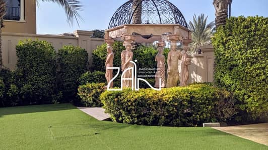 Corner 5 BR Villa Executive Close to Facilities Corner 5 BR Villa Executive Close to Facilities