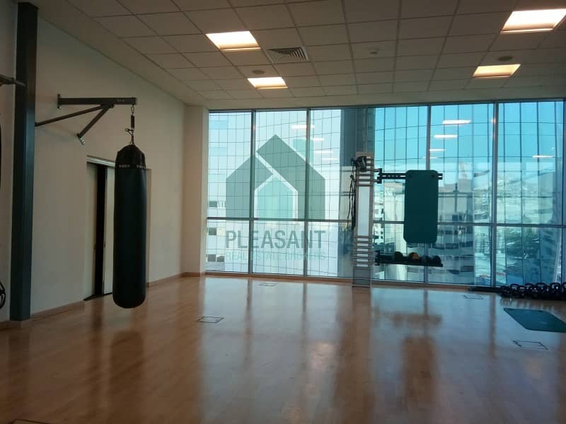 Luxuries 1 Bedroom Facing Full Sea View Available For Rent ! Luxuries 1 Bedroom Facing Full Sea View Available For Rent !