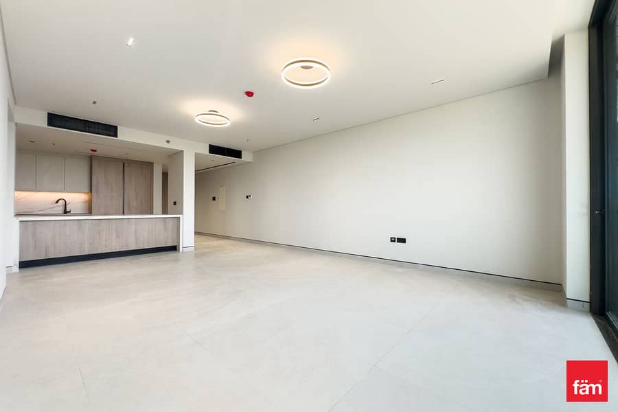 Prime Location | Spacious Unit | - Image 3