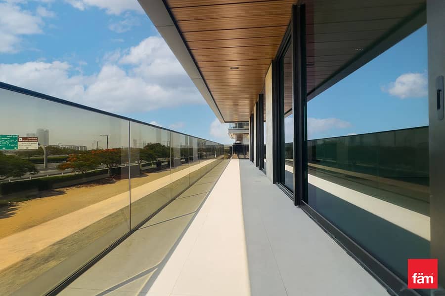 Prime Location | Spacious Unit | - Image 5