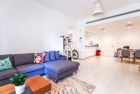 1 Bedroom Apartment for Sale in The Greens, Dubai - Upgraded Throughout | High Return | One of a Kind 1 Bedroom Apartment for Sale in The Greens, Dubai - Upgraded Throughout | High Return | One of a Kind