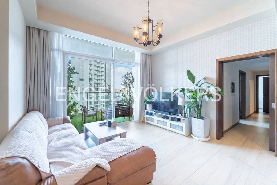 Large Layout | Park view | Top Amenities Large Layout | Park view | Top Amenities