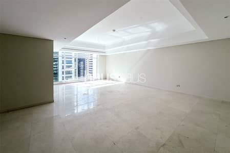 3 Bedroom Apartment for Rent in Jumeirah Lake Towers (JLT), Dubai - Spacious Layout | Upgraded | High Floor Views 3 Bedroom Apartment for Rent in Jumeirah Lake Towers (JLT), Dubai - Spacious Layout | Upgraded | High Floor Views