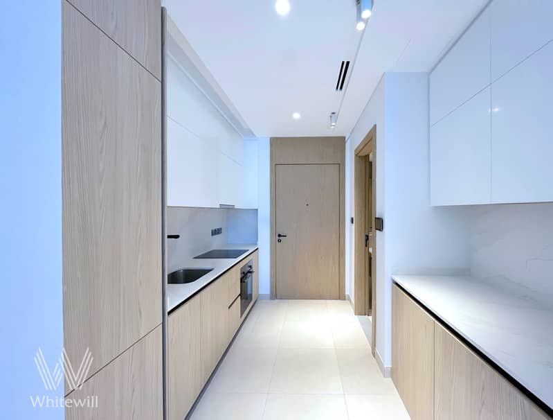 Cozy Balcony | Premium Finishes | Fitted Appliances - Image 2