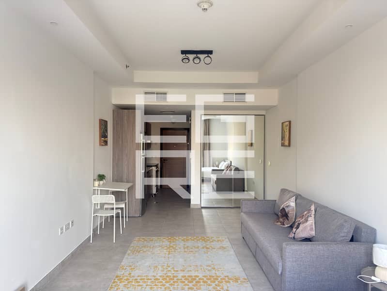 Modern | Vacant | Prime Location Modern | Vacant | Prime Location