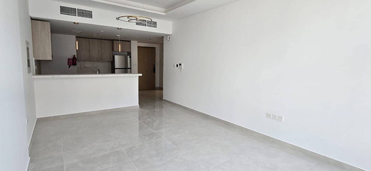 Amazing 1 bed for rent in jvc walking distance from circle mall - Image 2