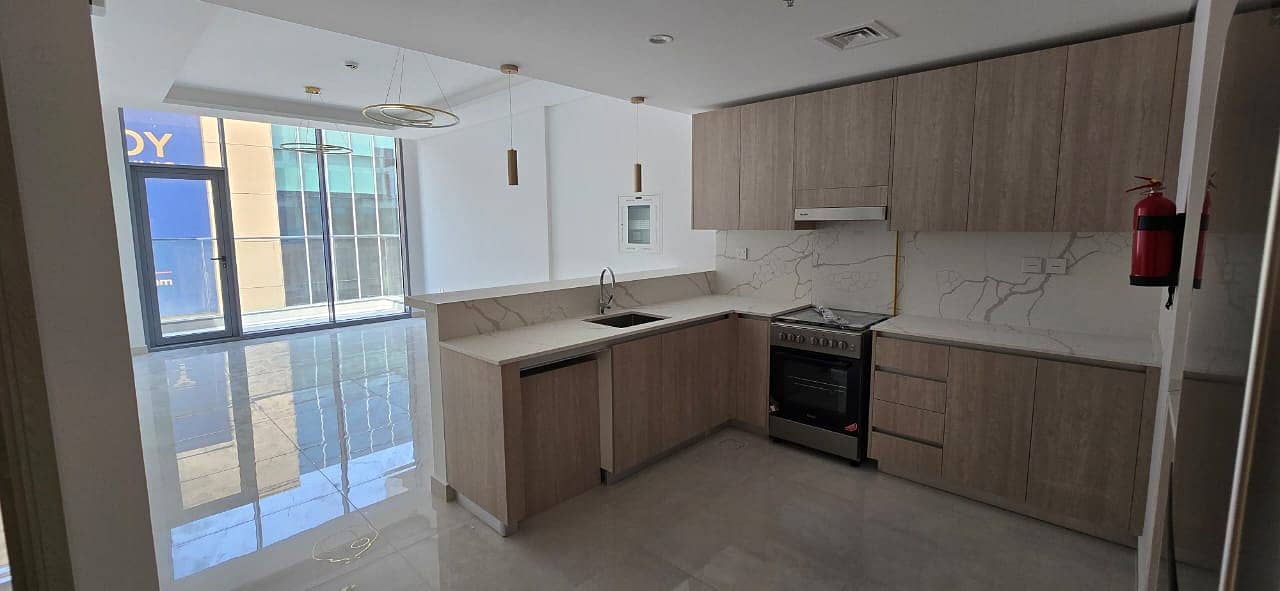 Amazing 1 bed for rent in jvc walking distance from circle mall - Image 4