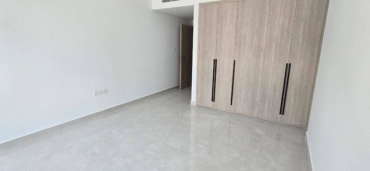 Amazing 1 bed for rent in jvc walking distance from circle mall - Image 7