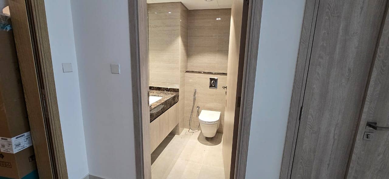 Amazing 1 bed for rent in jvc walking distance from circle mall - Image 9