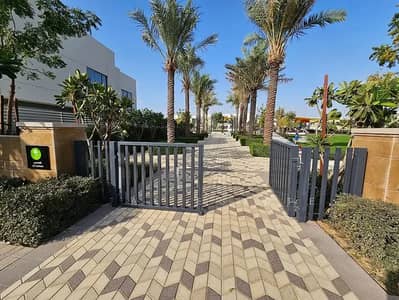 3 Schlafzimmer Villa zum Verkauf in Al Zahia, Sharjah - 816577012-800x600. jpg 3 Schlafzimmer Villa zum Verkauf in Al Zahia, Sharjah - 816577012-800x600. jpg