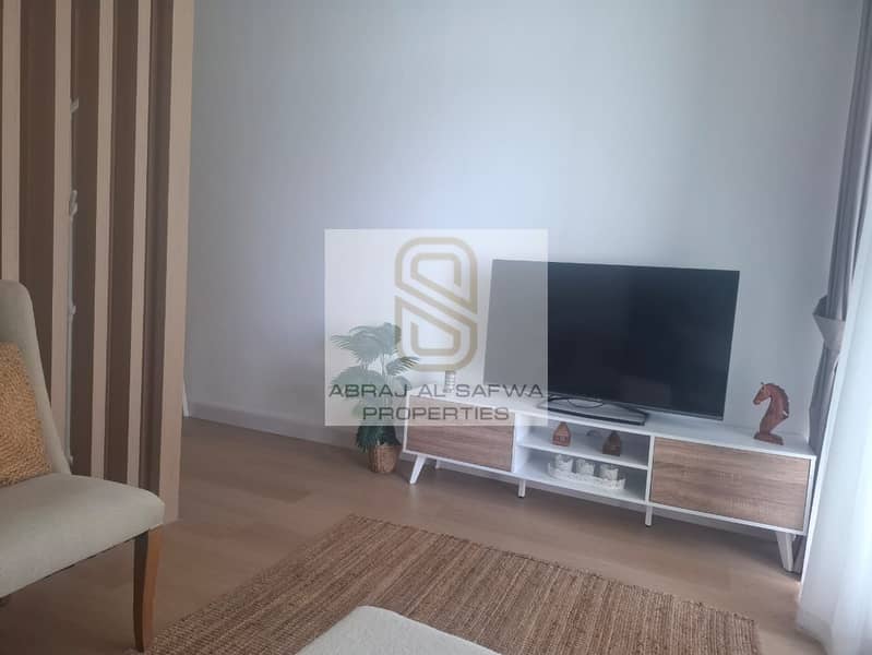 FULLY FURNISHED SPACIOUS STUDIO PRIME LOCATION