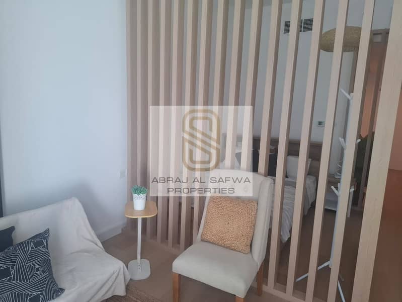 FULLY FURNISHED SPACIOUS STUDIO PRIME LOCATION - Image 7