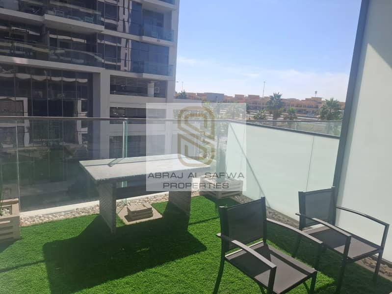 FULLY FURNISHED SPACIOUS STUDIO PRIME LOCATION - Image 9