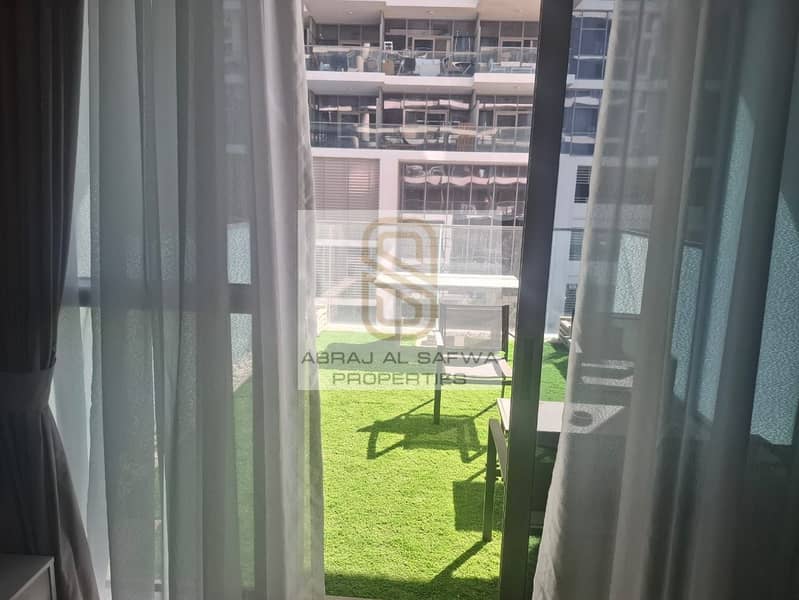 FULLY FURNISHED SPACIOUS STUDIO PRIME LOCATION - Image 11