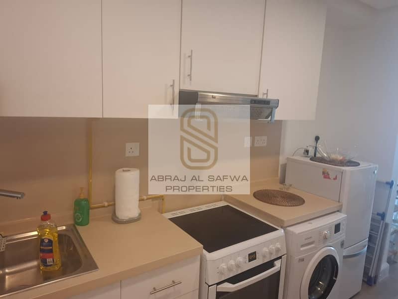 FULLY FURNISHED SPACIOUS STUDIO PRIME LOCATION - Image 19