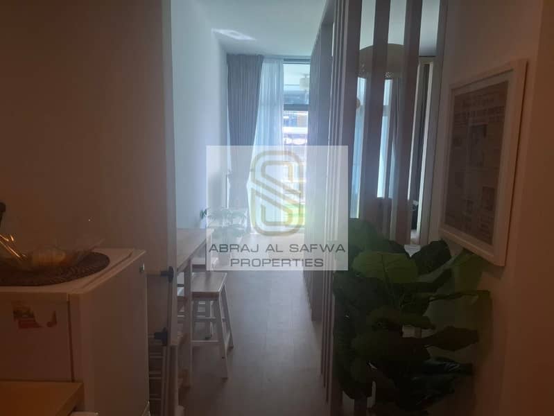 FULLY FURNISHED SPACIOUS STUDIO PRIME LOCATION - Image 22