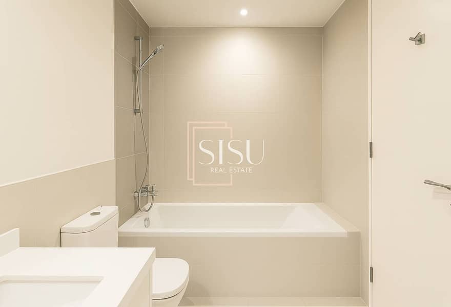 Vacant | Impeccable Condition | Landscaped - Image 18