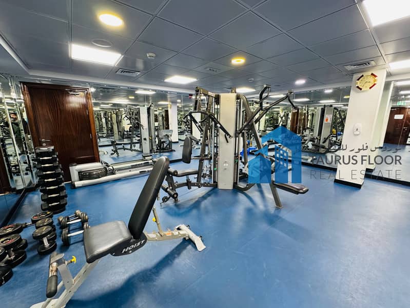 Near To Metro | Chiller Free 2 BHK | For Family - Image 11