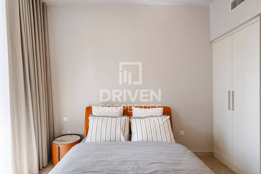 Fully Upgraded | Prime Location | Vacant | Premium - Image 7