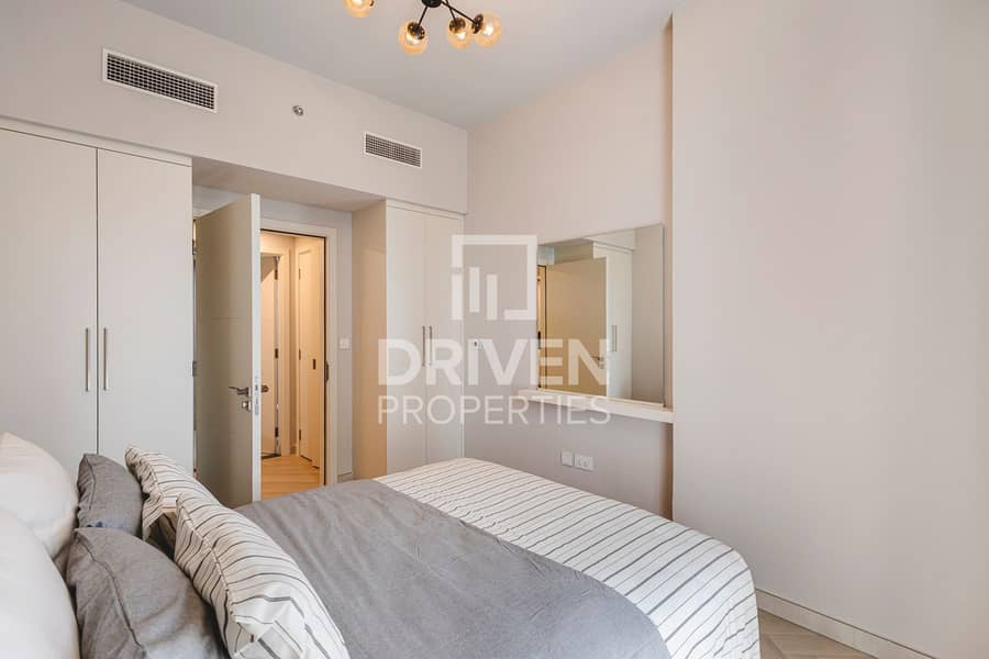 Fully Upgraded | Prime Location | Vacant | Premium - Image 8