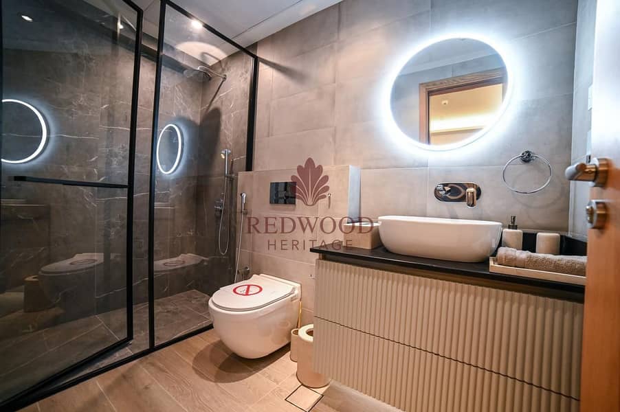 4BR Luxury Penthouse | Exclusive Listing | High Floor | Fully Furnished | Ready to Move - Image 11