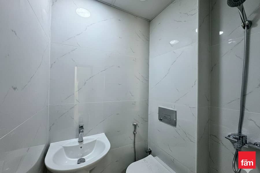 Cornet Unit | Balcony | Handover soon | Modren - Image 10