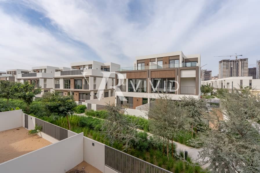 Exclusive | Closed Kitchen | Upgraded | Green Belt - Image 1