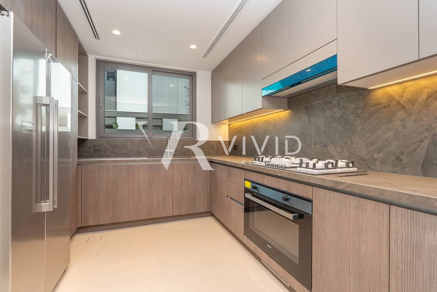 Exclusive | Closed Kitchen | Upgraded | Green Belt - Image 5