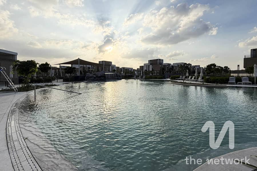 G+1 | Direct on Park | Motivated Seller - Image 17