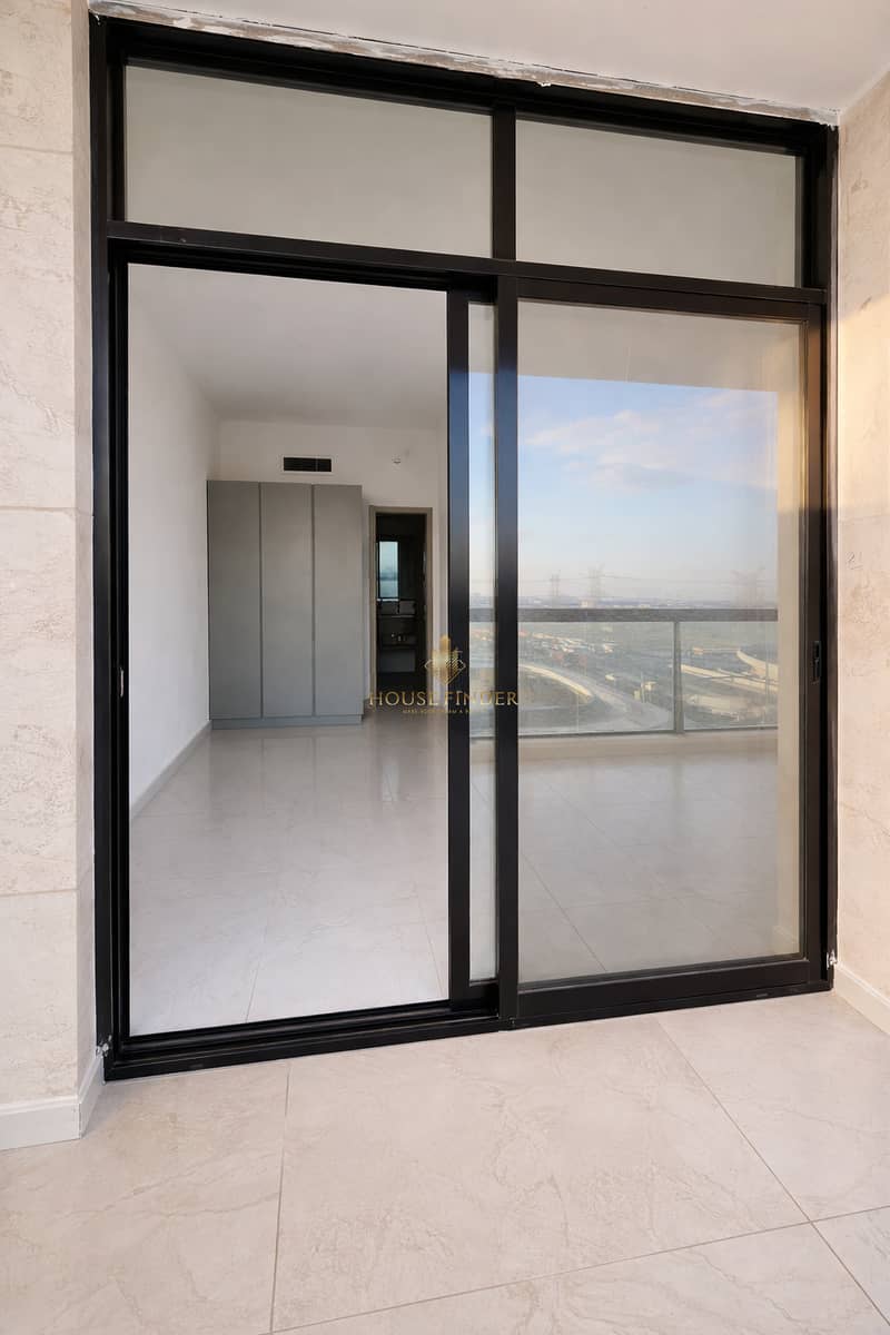 Vacant | Keys in Hand | Unfurnished - Image 7