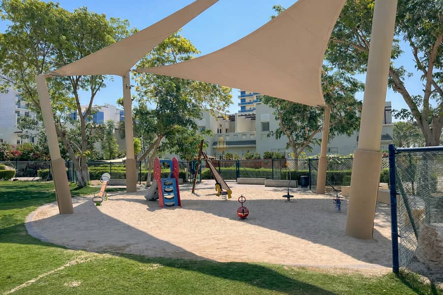 Vacant | Keys in Hand | Unfurnished - Image 17