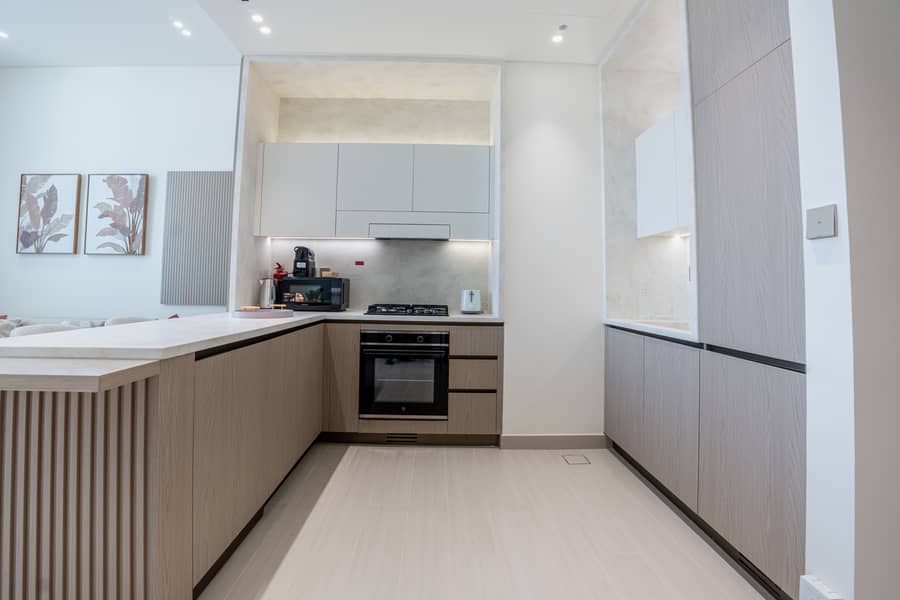 9 Kitchen-3. jpg