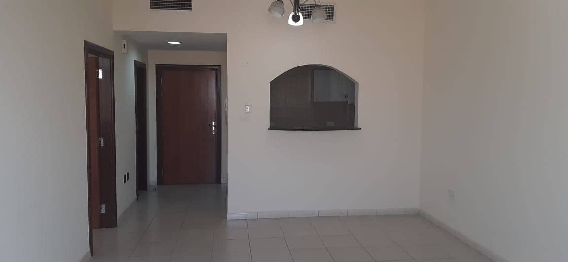 Spacious !! Ready to Move in One Bedroom Hall with  Balcony in Silicon Oasis