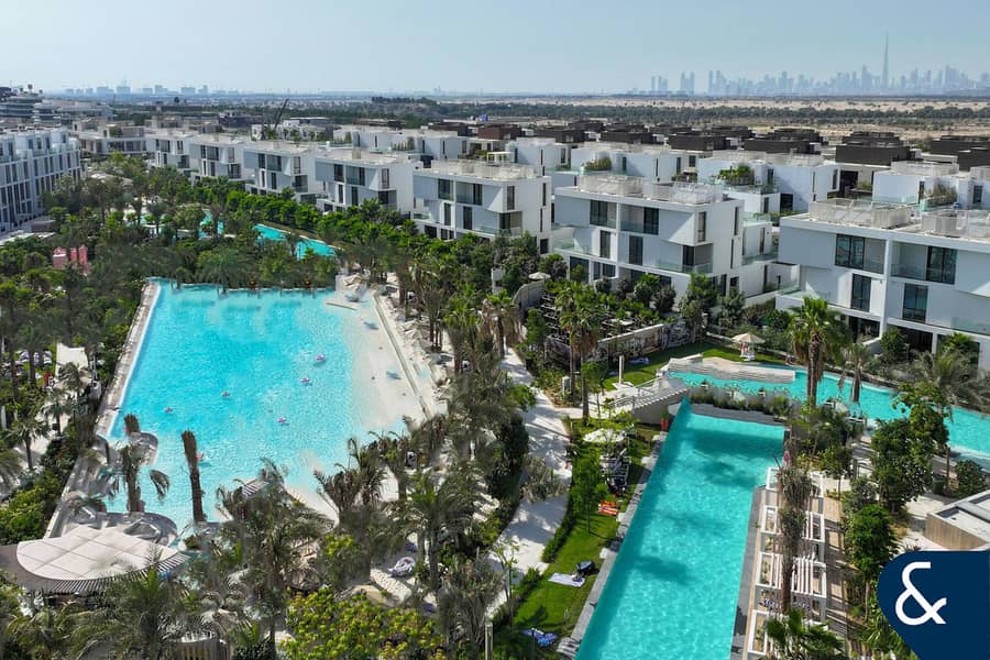 Front Row | Corner Plot | Best Location - Image 30