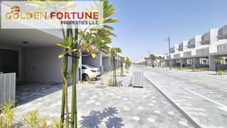 شقة شاغرة مكونة من غرفتي نوم + غرفة للخادمة، كنت قد قمت بتأجيرها، والبائع متحمس للبيع.