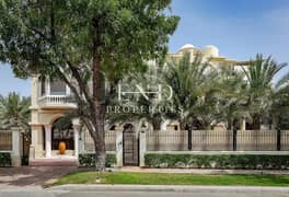 فیلا في قطاع E،تلال الإمارات‬ 7 غرف 1800000 درهم - 14059583