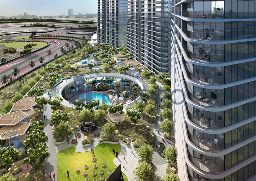 4 Sobha Solis - Podium. jpg