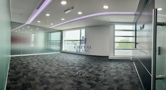 Office te Huur in Sheikh Zayed Road, Dubai - 2. jpg Office te Huur in Sheikh Zayed Road, Dubai - 2. jpg