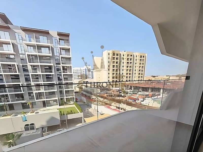 Brand New 1 BHK | Pool View | Ready to Move Brand New 1 BHK | Pool View | Ready to Move