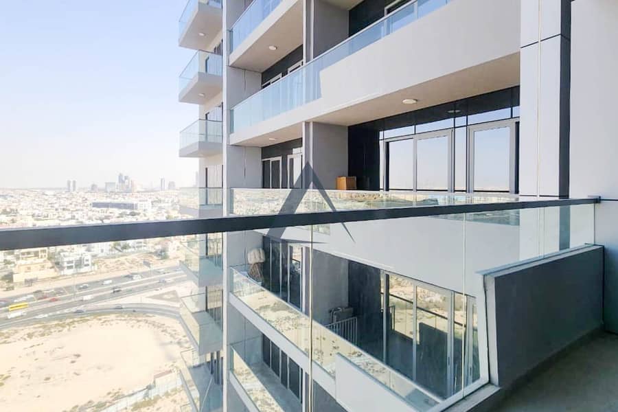 Modern | Brand New |Pool View |Near to Circle Mall - Image 8