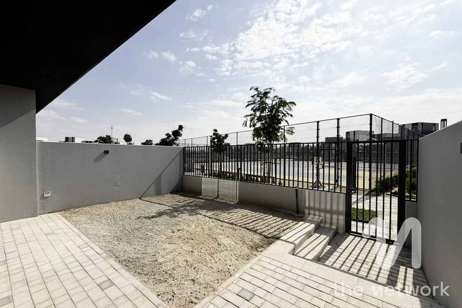 G+1 | Direct on Park | Motivated Seller - Image 22