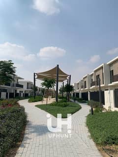 صف واحد | وحدة زاوية | منطقة خضراء | مسبح قريب | جديد تمامًا | خيارات متعددة