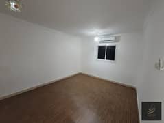 فیلا في محيصنة 1،محيصنة 10 غرف 350000 درهم - 13442179