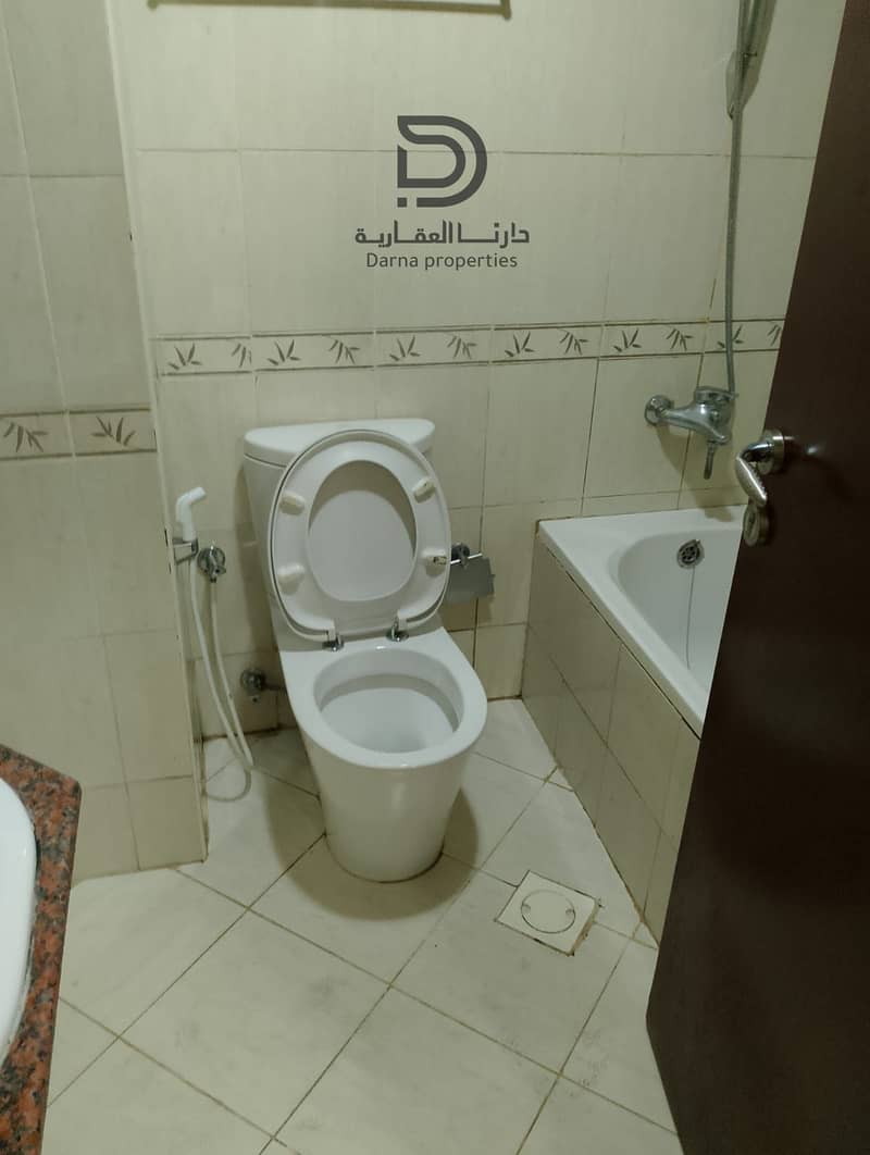 9 e250b930-4fd9-419d-94e5-d12ae94982ce. jpg